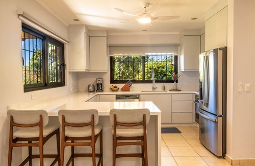 Junquillal Condominio | Newley renovated 2BR condo with pool near beach - Villa Pacifico
