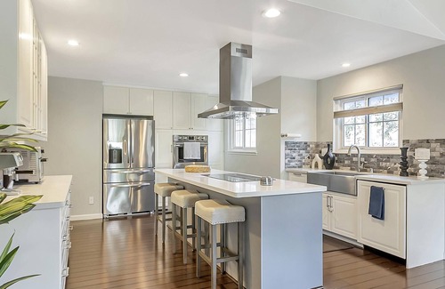 Northside Casa | NewLuxHome!PoolTable!HotTub!Heart of Downtown SJ