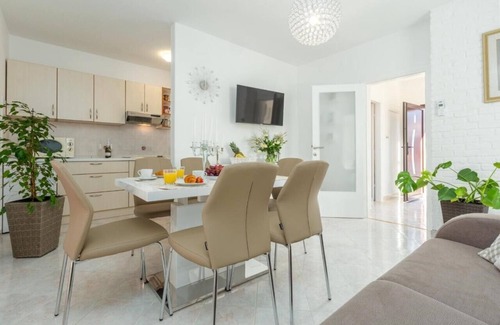 Funtana Apartamento | Newly family two bedrooms apartment Edi in Funtana