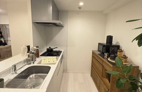 Sumida Apartamento | Newly - built 2 - bed 1 - living - room luxury apt, Rm 1302,