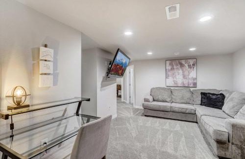 Central Colorado Springs Casa | Newly Built 3BD Retreat w Mtn Views & Game Room