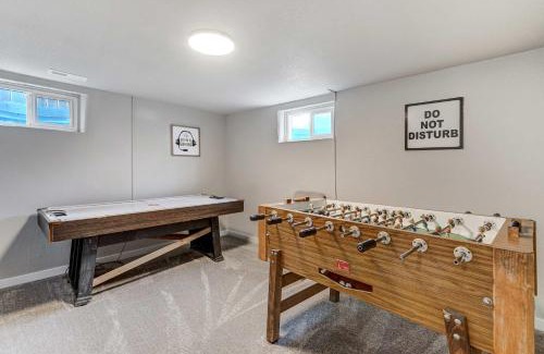 Central Colorado Springs Casa | Newly Built 3BD Retreat w Mtn Views & Game Room