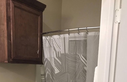 Huntsville Apartamento | Casa nueva de lujo de 750 pies cuadrados, 1 piso y 1 dormitorio, cerca de SHSU