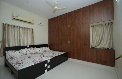 Tirupati Apartamento | Newly Built Beautiful and Luxurious 3BHK in Tirupati with Fully Functional Kitchen,for upto 25 guests