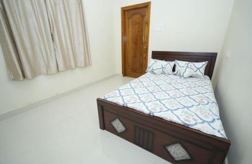 Tirupati Apartamento | Newly Built Beautiful and Luxurious 3BHK in Tirupati with Fully Functional Kitchen,for upto 25 guests