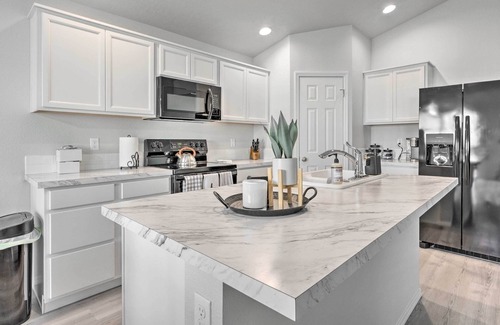 Caldwell Casa | Newly Built Caldwell Home w/ Yard, Near Downtown!