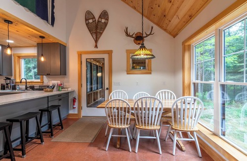 Stratton Casa | Newly built custom home nestled on the edge of the Bigelow Preserve