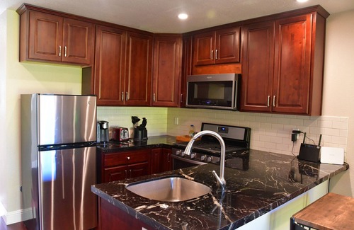 Walnut Creek Casa | Newly-built guesthouse with complete privacy
