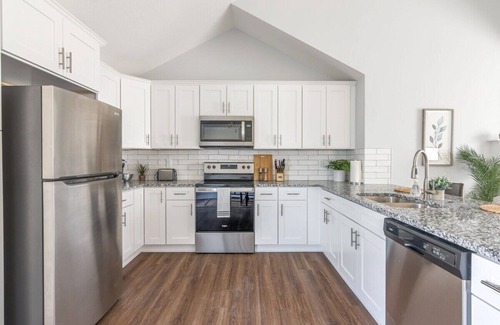 Excelsior Springs Casa | Newly Built Home! 4 BDR/ 3BTH