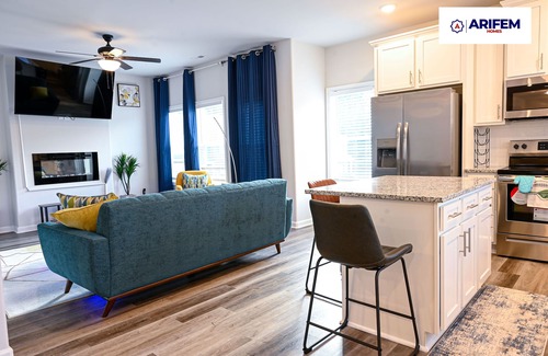 Church Street Casa | Newly built home 7-10 min from Atlanta Airport, convenience&comfort in mind