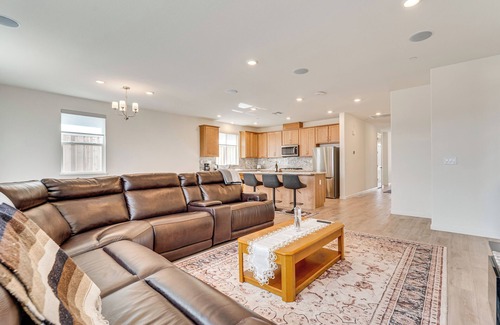 Hollister Casa | Newly Built Home w/Patio: 4 Mi to Dtwn Hollister