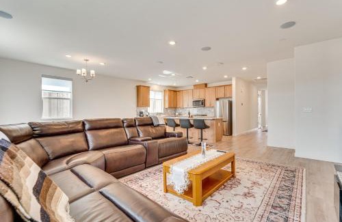 Hollister Casa | Newly Built Home with Patio 4 Mi to Dtwn Hollister