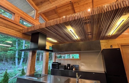Oiwake Casa | Newly built log house for rent for up to 14 people / Kitasakugun Nagano