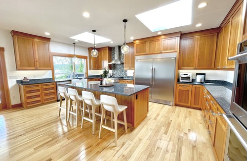Belfair Casa | Newly Built Luxury 4 bedroom Waterfront Home