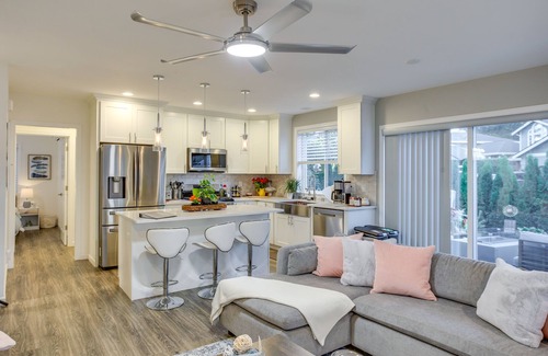 Maple Valley Casa | Newly Built Maple Valley Vacation Rental w/ Patio!