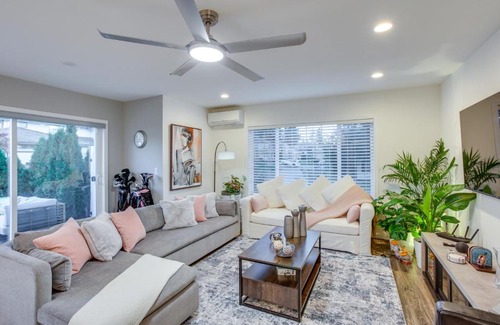 Maple Valley Casa | Newly Built Maple Valley Vacation Rental with Patio!