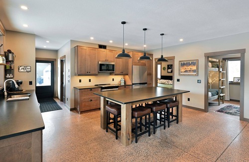 Gordon Cabina | Newly built one level 3 bed/2 bath with acres of wooded privacy. Pets Welcome!