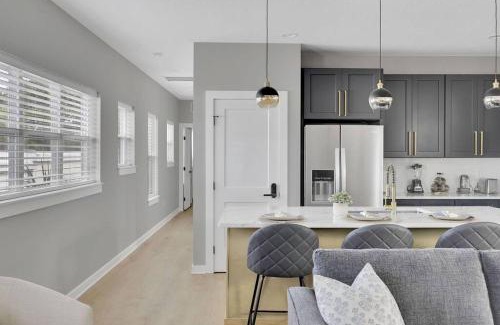 Jacksonville Beach Casa | NEWLY BUILT SMV Oceanview Terrace House