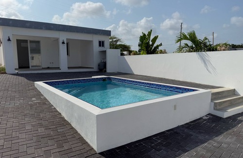 Jan Thiel Villa | Newly built villa in prime location in Jan Thiel, pool and private parking
