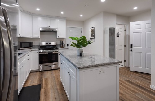 Lancaster Casa | ☞Newly Built☞Near the BLVD☞