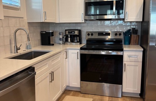 Wilmington Beach Casa | Newly Constructed 3 Bedroom Home - Rooftop Deck-Close to Beach in Carolina Beach
