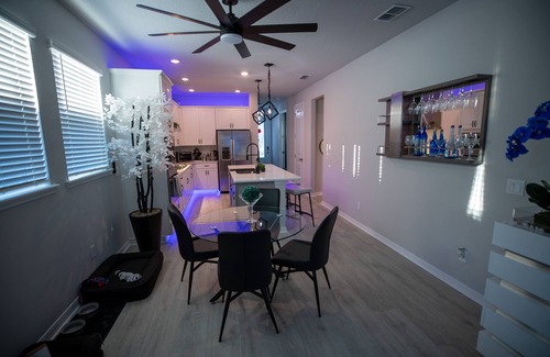 Colonialtown South Casa | Newly Constructed Modern Pet Friendly Zen Home W/ Private Home Theater & Hot Tub! 1 Bedroom Home by RedAwning