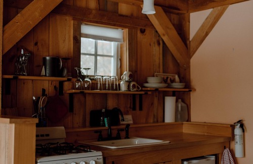Bethel Cabina | Newly Constructed Post & Beam Cabin