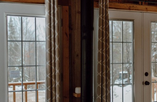 Bethel Cabina | Newly Constructed Post & Beam Cabin