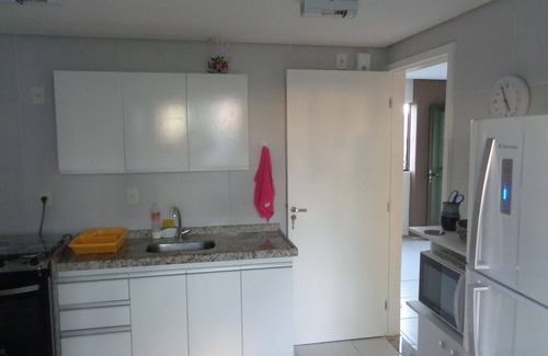 Derby Condominio | Recién decorado, encantador vecindario con restaurantes y bares