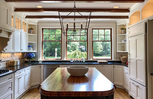 Wequetonsing Casa | Newly decorated Wequetonsing Home - Walking distance to downtown.
