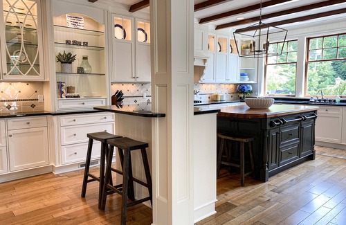 Wequetonsing Casa | Newly decorated Wequetonsing Home - Walking distance to downtown.