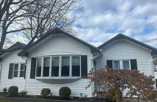 Shark River Hills Casa | Newly discounted rates. The perfect house minutes from the Jersey Shore .
