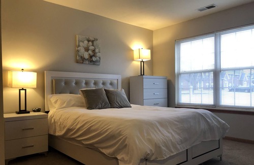 Normal Casa | Newly Furnished Apartment close to ISU 2 Bedroom