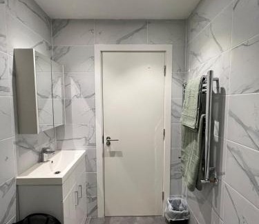 Borehamwood Apartamento | Newly Furnished Bright Studio