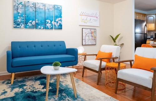 Forest Hill Apartamento | Newly Furnished One Bedroom Midterm Rental with Utilities Blazing Fast Internet