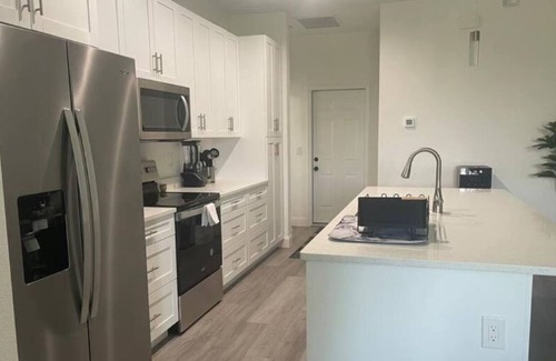 Eisenhower Casa | Newly Furnished, Private area with Beautiful Sunsets, Family/Pet-Friendly!