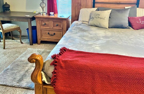 Dawsonville Casa | Newly furnished studio, easy access to the resort facilities.