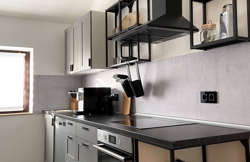 Dahn Apartamento | Newly furnished vacation apartment with a fantastic view of the castle