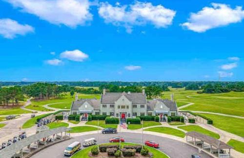 Red Hill Casa | Newly Listed - A Golfer's Paradise - Legends Golf