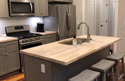 Downtown Charleston Apartamento | Recién Listado- Renovado Histórico Charleston House Downtown-A