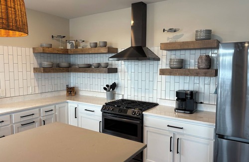 Sister Lakes Casa | Newly Listed! New Construction - Beautiful Lake House on All Sports Round Lake