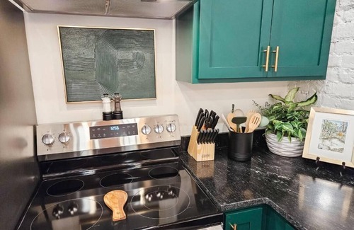 Farmington Apartamento | Newly opened stay close to UA!