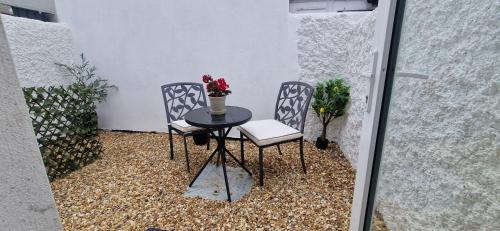Ranelagh Casa | Newly Refurbed 1BD Cottage in Prime Location