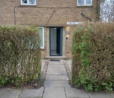 Northampton Casa | Newly Refurbed, Driveway, 4-BR House, Ensuite