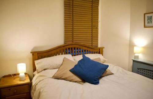 Restalrig Apartamento | Newly Refurbed Home with Free Parking