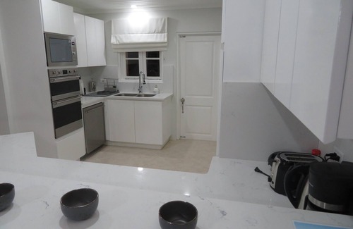Porters Casa | Newly refurbished townhouse. 10 minutes walk to beach