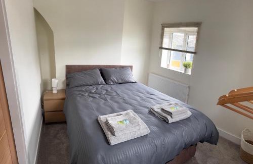 Newton-le-Willows Apartamento | Newly Refurbished, Cosy Flat Minimum 2 nights
