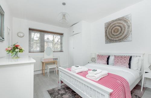 Livesey Apartamento | Newly refurbished 2BR wbalcony in Vibrant Peckham