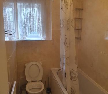 Abbey Wood Apartamento | Newly refurbished 4 bedroom House