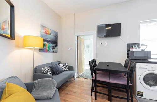 City Centre Dublin Apartamento | NEWLY REFURBISHED 2BED WITH GARDEN GREAT LOCATION